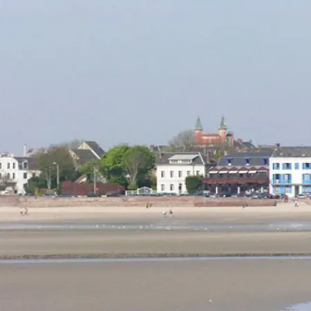 Logis De La Dune - & Restaurant 호텔 3*