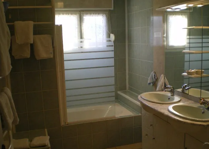 Hotel Logis De La Dune - Hôtel&restaurant Le Crotoy